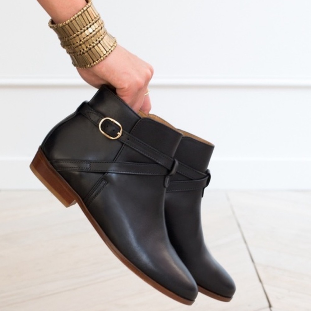 Sezene Montana Low Boots in Black Leather - Size 41 US 10